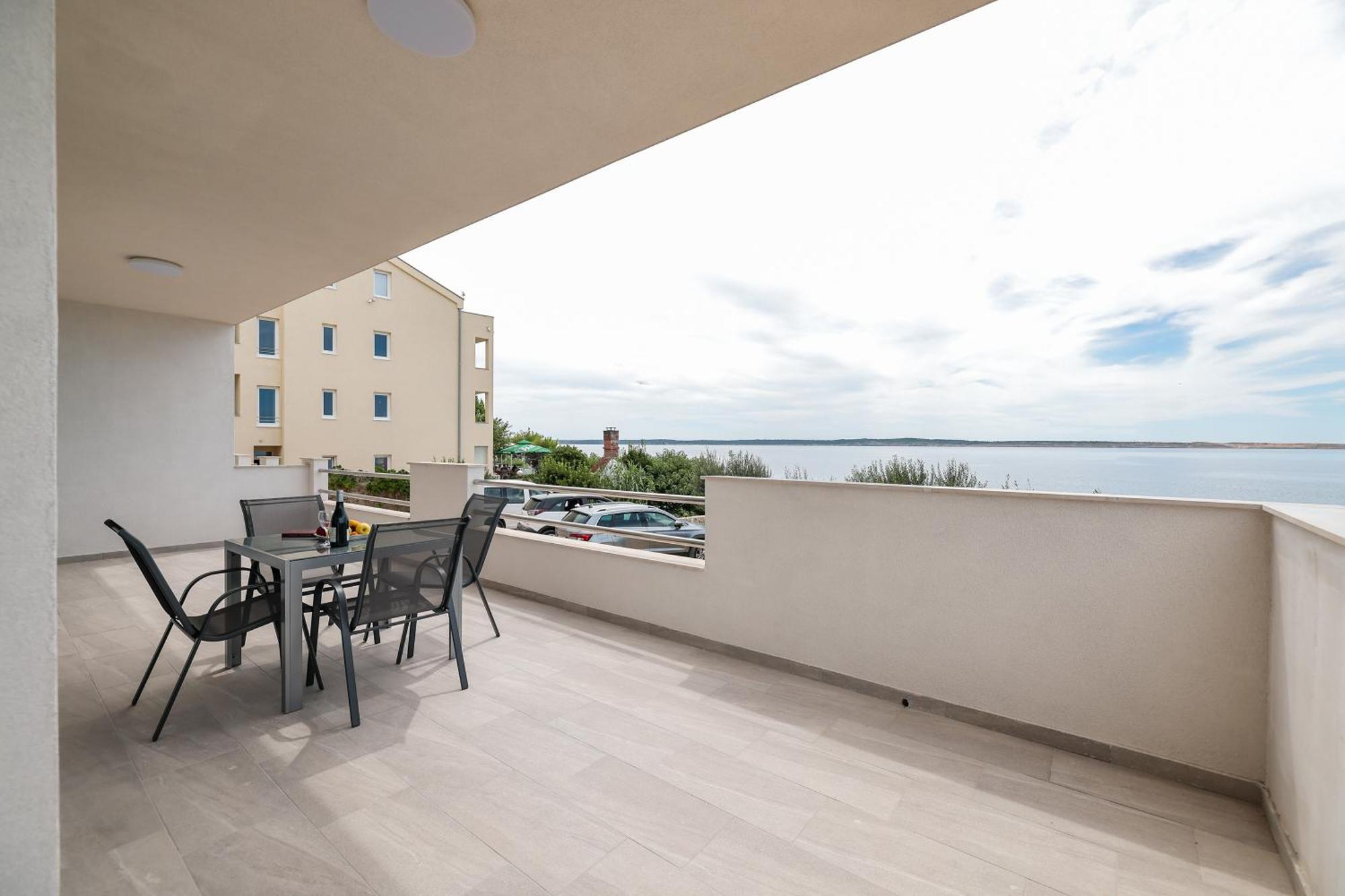 Beachfront Apartments Tic With Seaview Miletici Εξωτερικό φωτογραφία