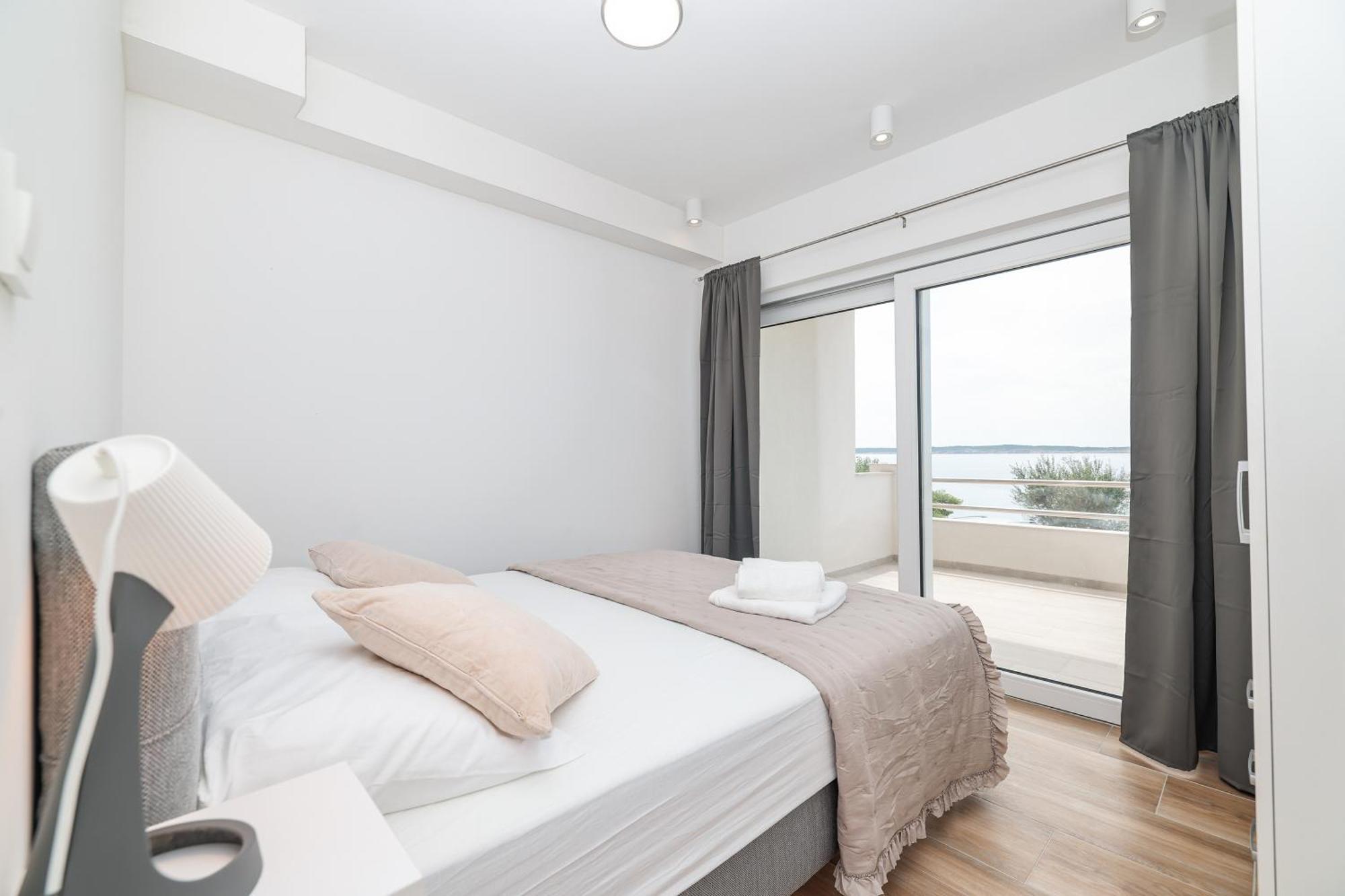 Beachfront Apartments Tic With Seaview Miletici Εξωτερικό φωτογραφία